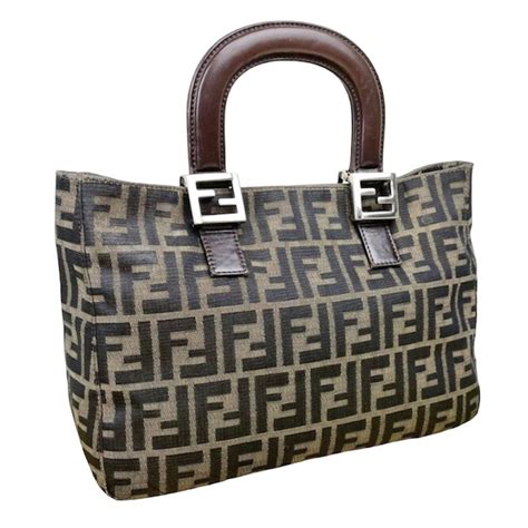 fendi 買取|フェンディ買取(FENDI)【最新買取相場公開中】.